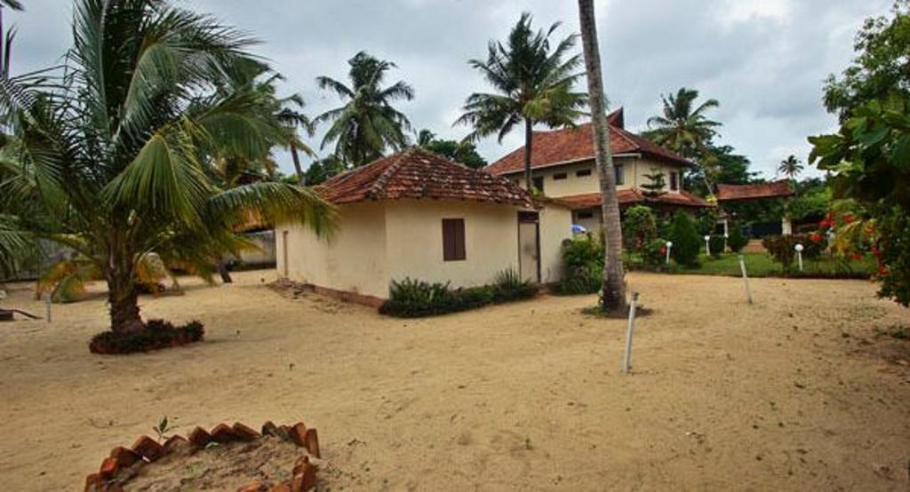 Casamaria Beach Resort Alappuzha Exterior photo