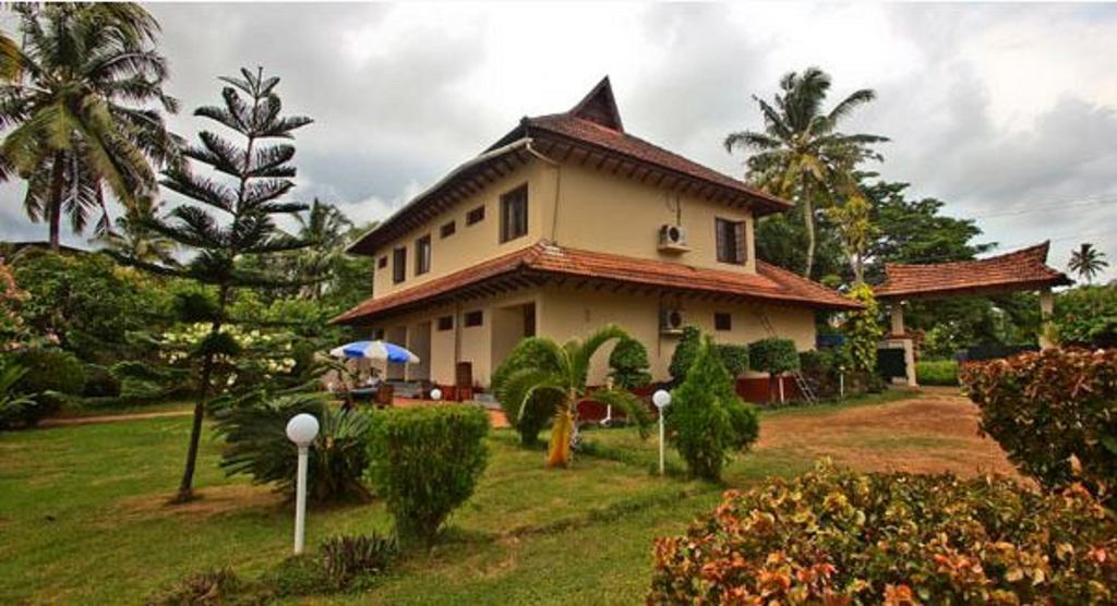 Casamaria Beach Resort Alappuzha Exterior photo